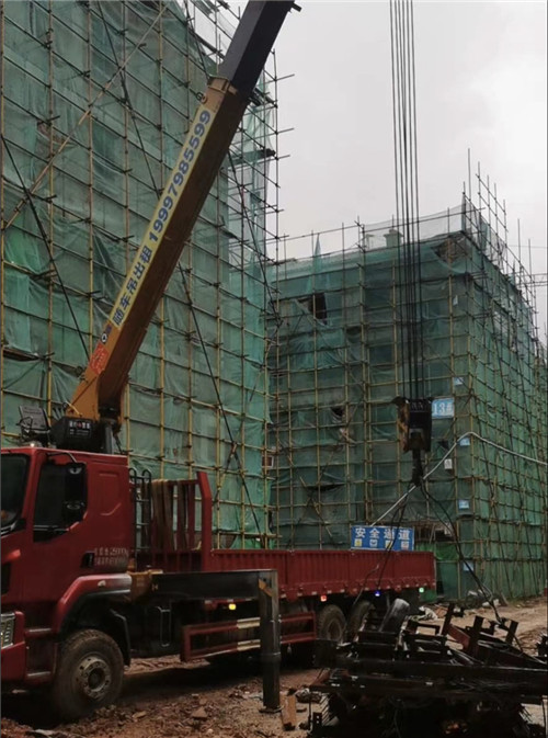 通许县“慢工细活”—— 吊车的 “微动控制” 技术